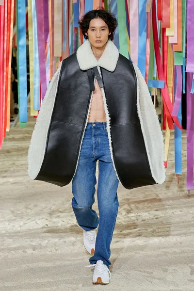 Look 26
